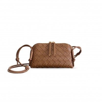BOTTEGA VENETA CONCERT POUCH 794258 (18.5*11.5*8.5cm) BOTTEGA VENETA CONCERT POUCH 794258 (18.5*11.5*8.5cm)